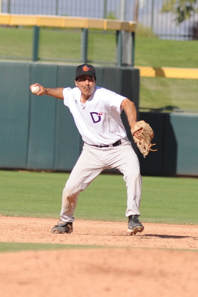 Dragons_2017-11-04 (588).JPG - (c)2010 DeVetter